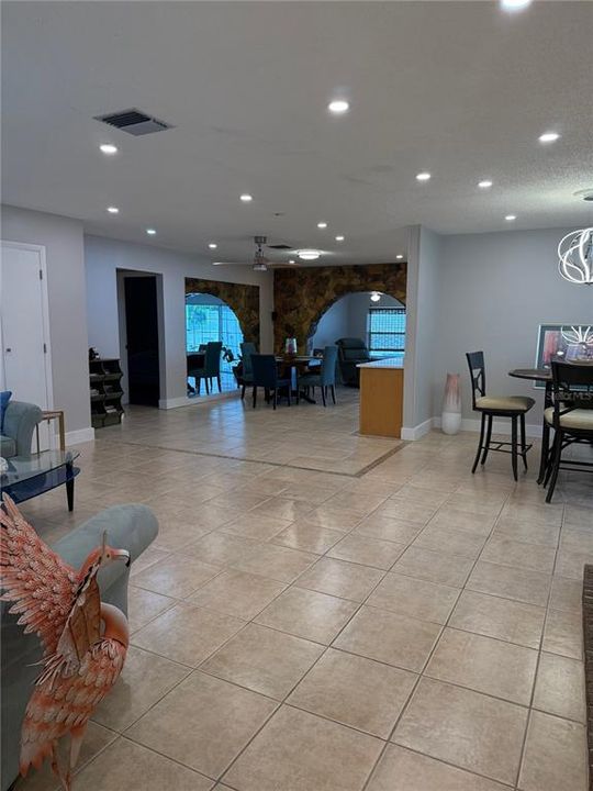 For Sale: $550,000 (4 beds, 2 baths, 2047 Square Feet)