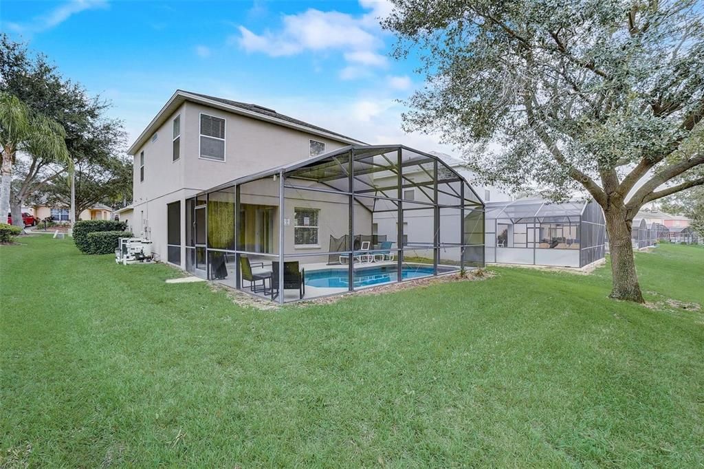 For Rent: $2,500 (4 beds, 3 baths, 1644 Square Feet)