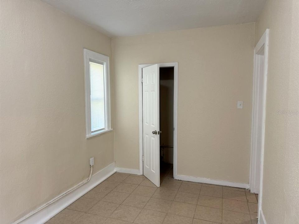 En Venta: $254,900 (3 camas, 1 baños, 885 Pies cuadrados)