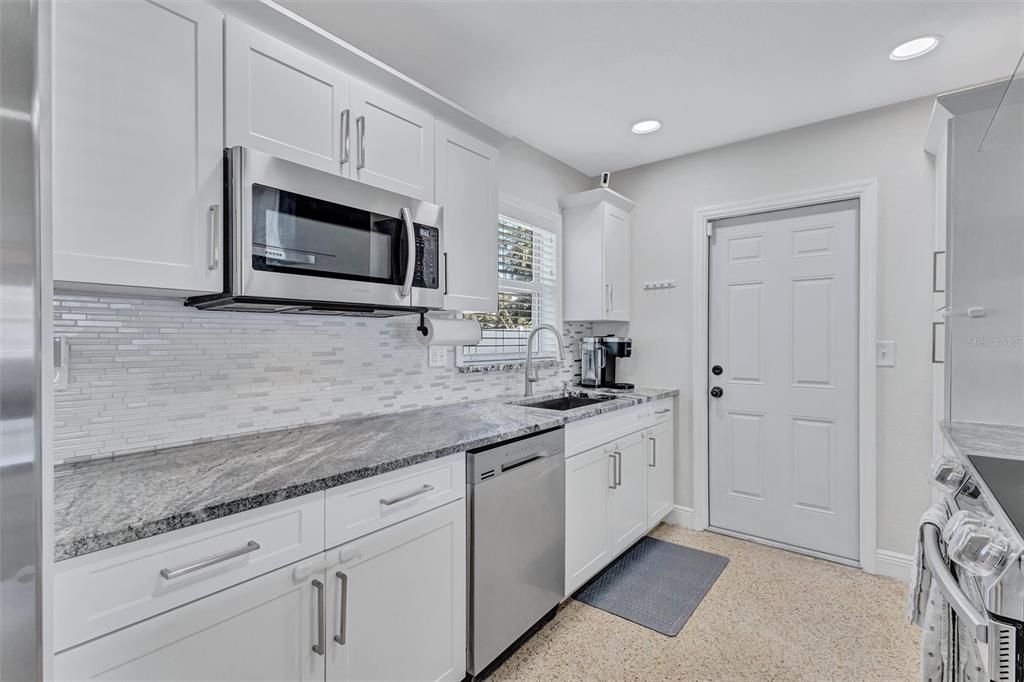 En Venta: $475,000 (3 camas, 2 baños, 1408 Pies cuadrados)