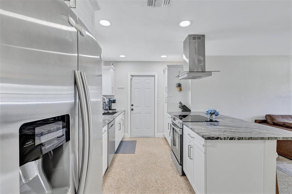 En Venta: $475,000 (3 camas, 2 baños, 1408 Pies cuadrados)