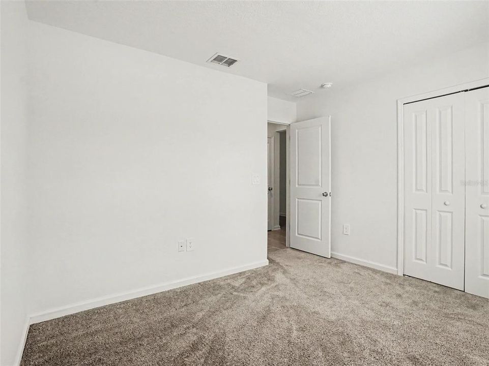 En Venta: $309,900 (3 camas, 2 baños, 1561 Pies cuadrados)