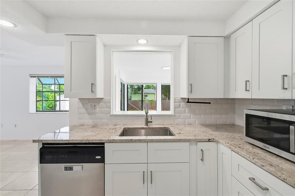 En Venta: $495,000 (3 camas, 2 baños, 1564 Pies cuadrados)