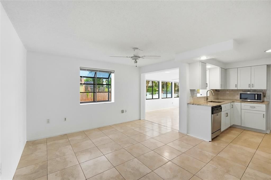 En Venta: $495,000 (3 camas, 2 baños, 1564 Pies cuadrados)