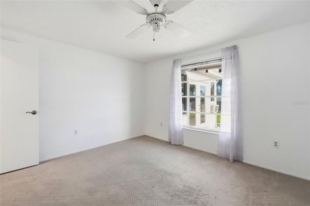 En Venta: $495,000 (3 camas, 2 baños, 1564 Pies cuadrados)