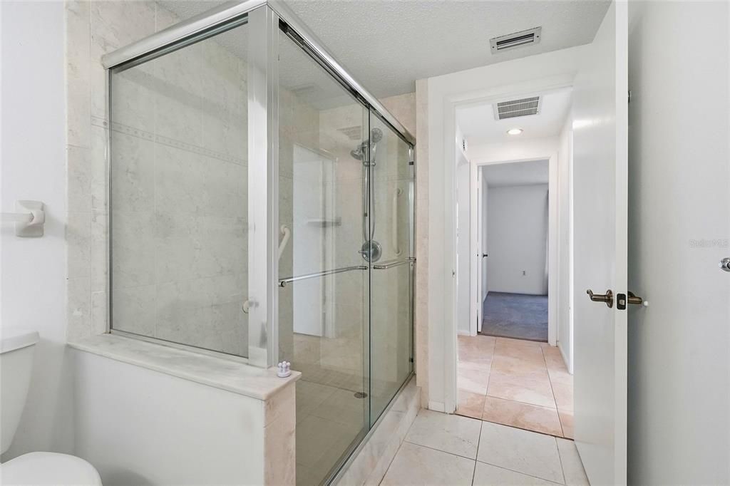 En Venta: $495,000 (3 camas, 2 baños, 1564 Pies cuadrados)