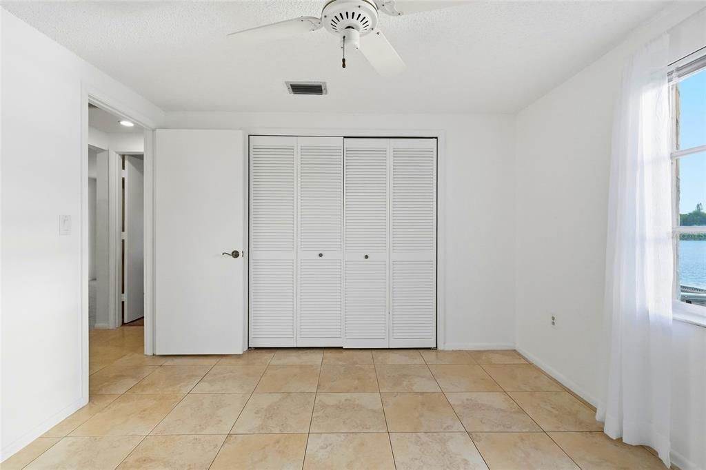 En Venta: $495,000 (3 camas, 2 baños, 1564 Pies cuadrados)