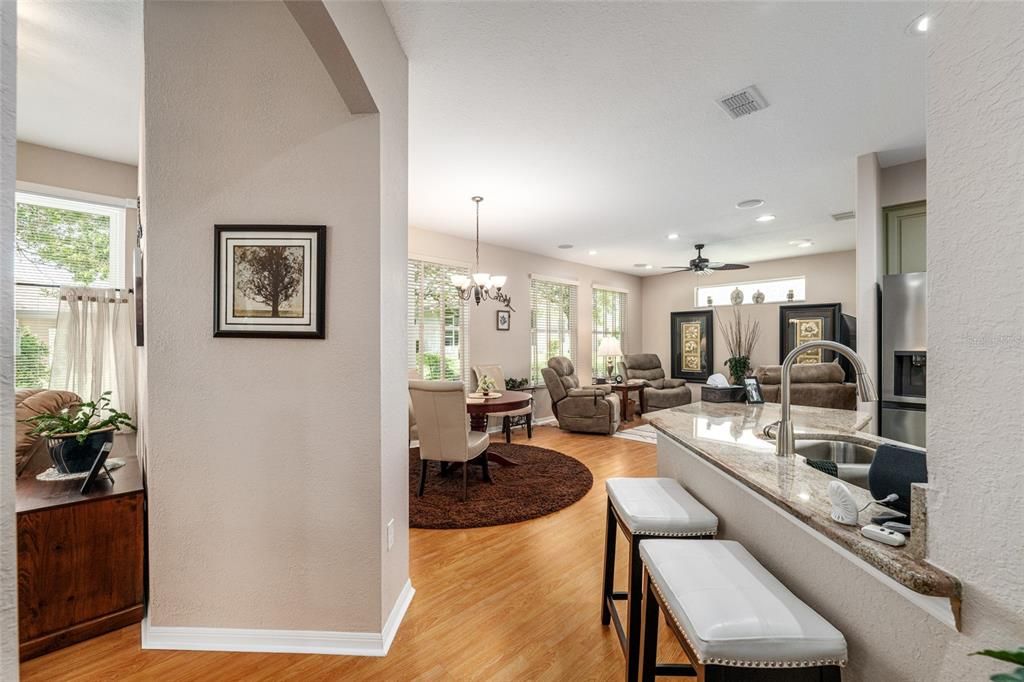 For Sale: $394,300 (2 beds, 2 baths, 2109 Square Feet)