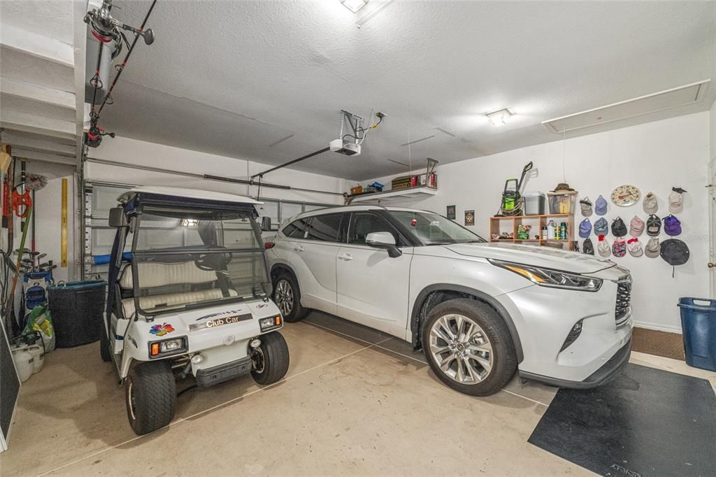 For Sale: $394,300 (2 beds, 2 baths, 2109 Square Feet)
