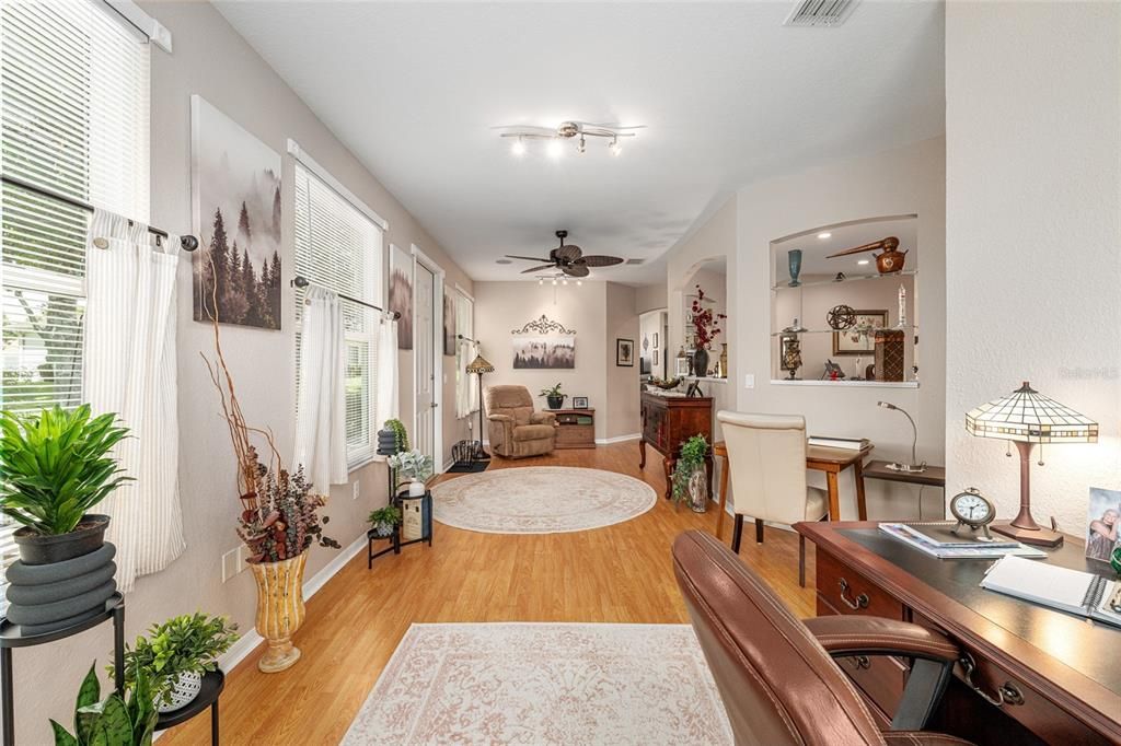 For Sale: $394,300 (2 beds, 2 baths, 2109 Square Feet)