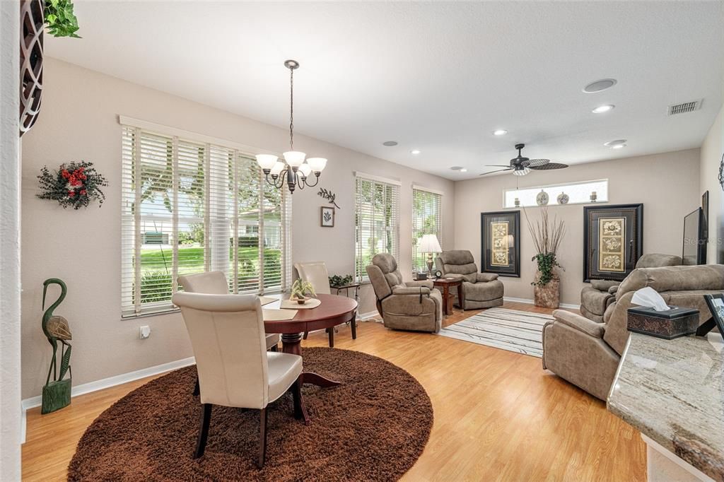 For Sale: $394,300 (2 beds, 2 baths, 2109 Square Feet)