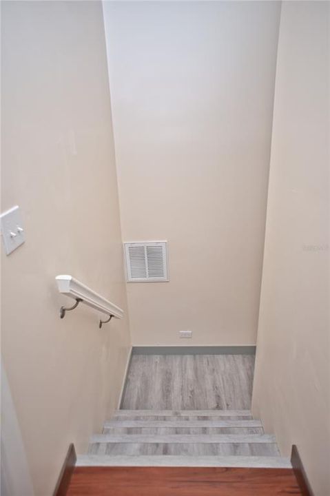 В аренду: $2,300 (3 спален, 2 ванн, 1433 Квадратных фут)