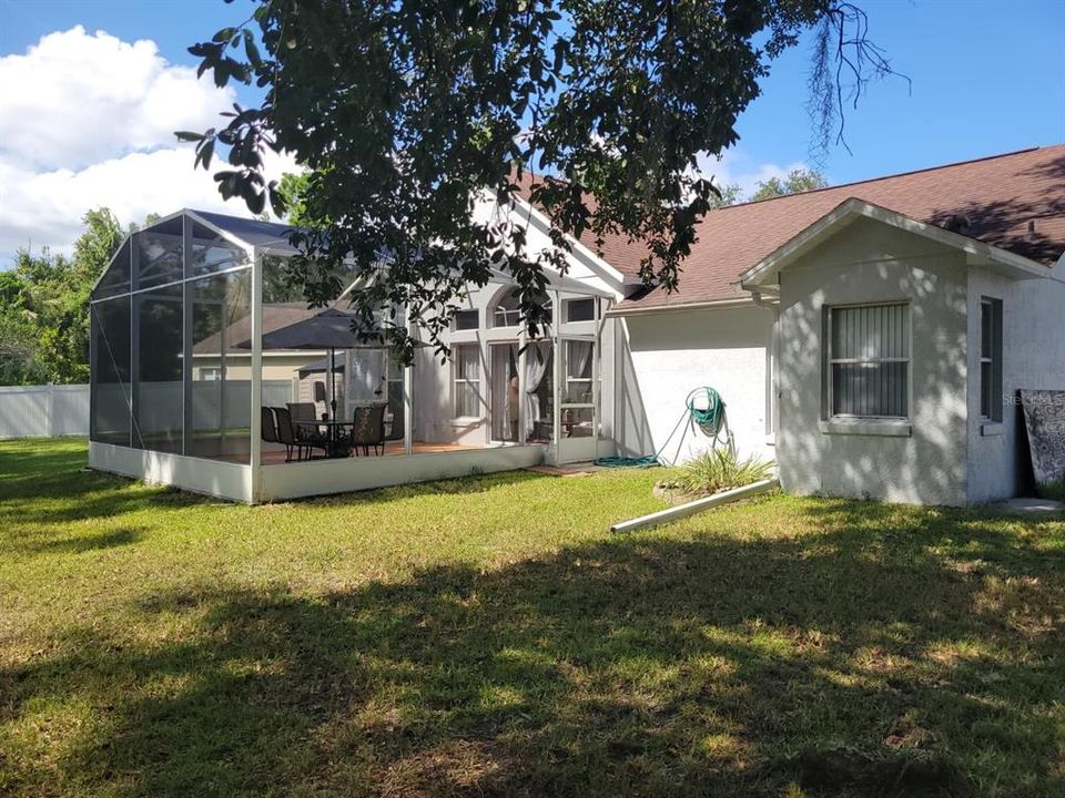 For Sale: $349,900 (3 beds, 2 baths, 1264 Square Feet)