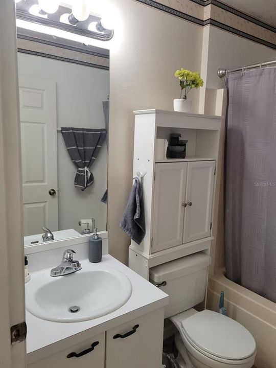 For Sale: $349,900 (3 beds, 2 baths, 1264 Square Feet)