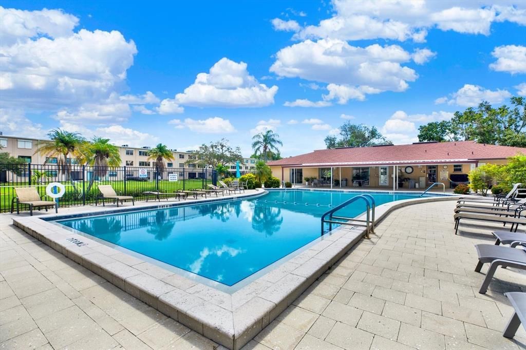 En Venta: $159,900 (1 camas, 1 baños, 930 Pies cuadrados)