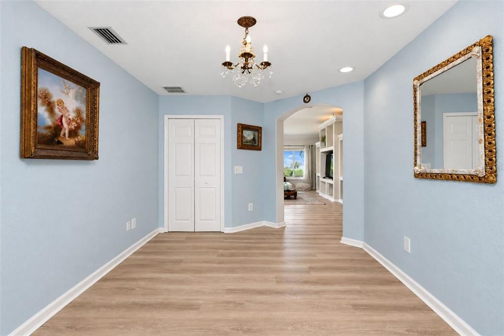 For Sale: $515,000 (3 beds, 2 baths, 1879 Square Feet)