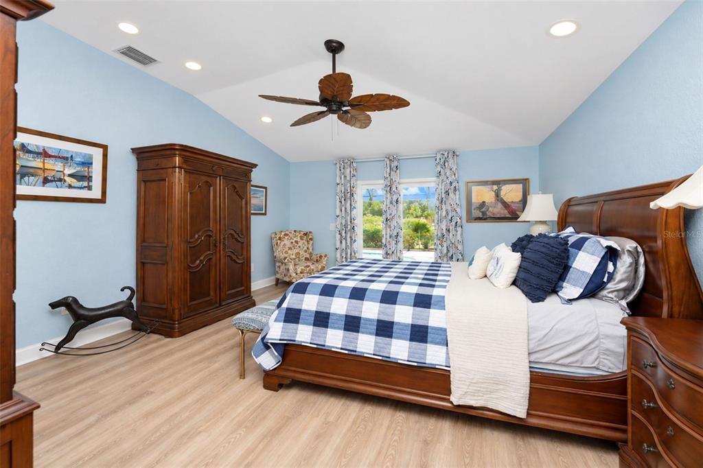 For Sale: $515,000 (3 beds, 2 baths, 1879 Square Feet)
