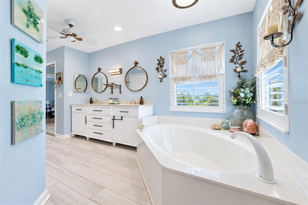 For Sale: $515,000 (3 beds, 2 baths, 1879 Square Feet)