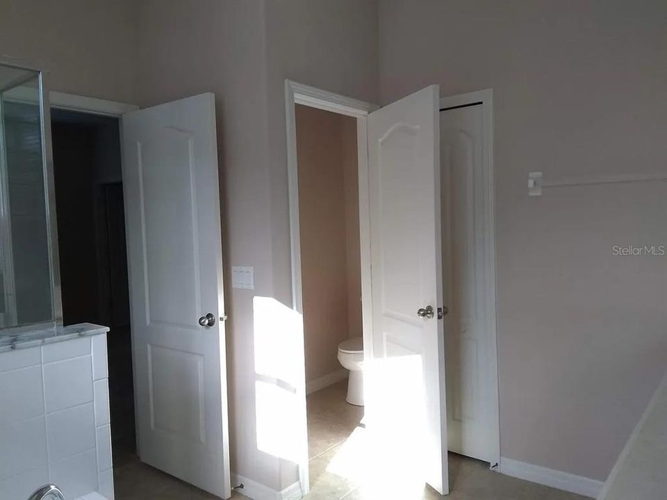 For Sale: $340,000 (3 beds, 2 baths, 1820 Square Feet)