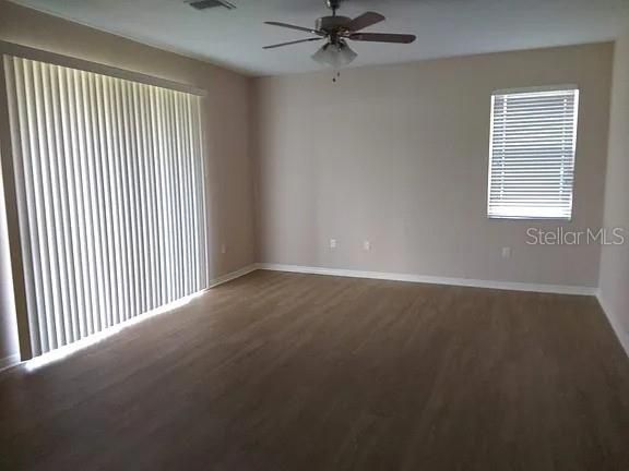For Sale: $340,000 (3 beds, 2 baths, 1820 Square Feet)