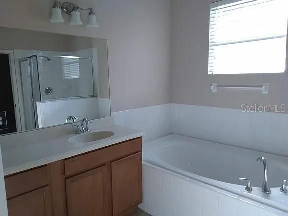 For Sale: $340,000 (3 beds, 2 baths, 1820 Square Feet)