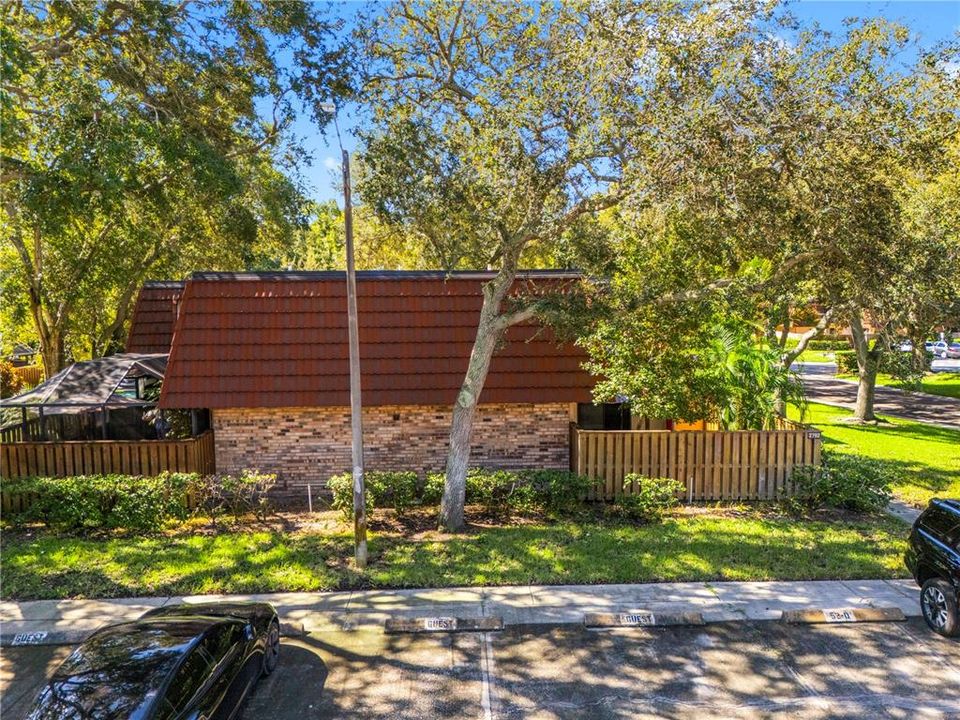 На продажу: $280,000 (2 спален, 3 ванн, 1344 Квадратных фут)