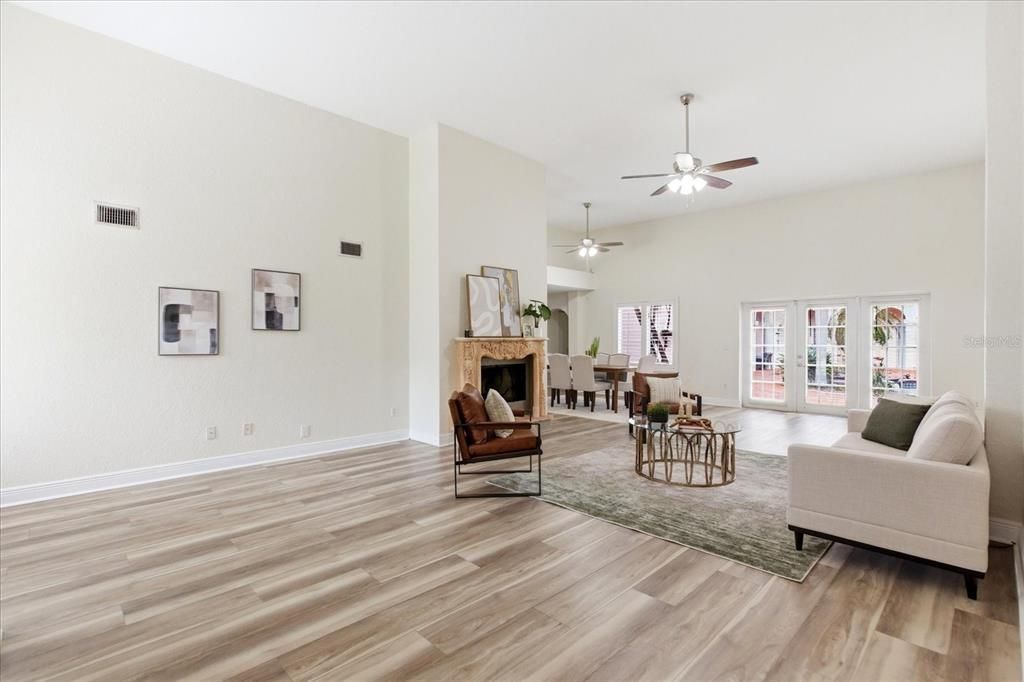 For Sale: $1,600,000 (6 beds, 4 baths, 3707 Square Feet)