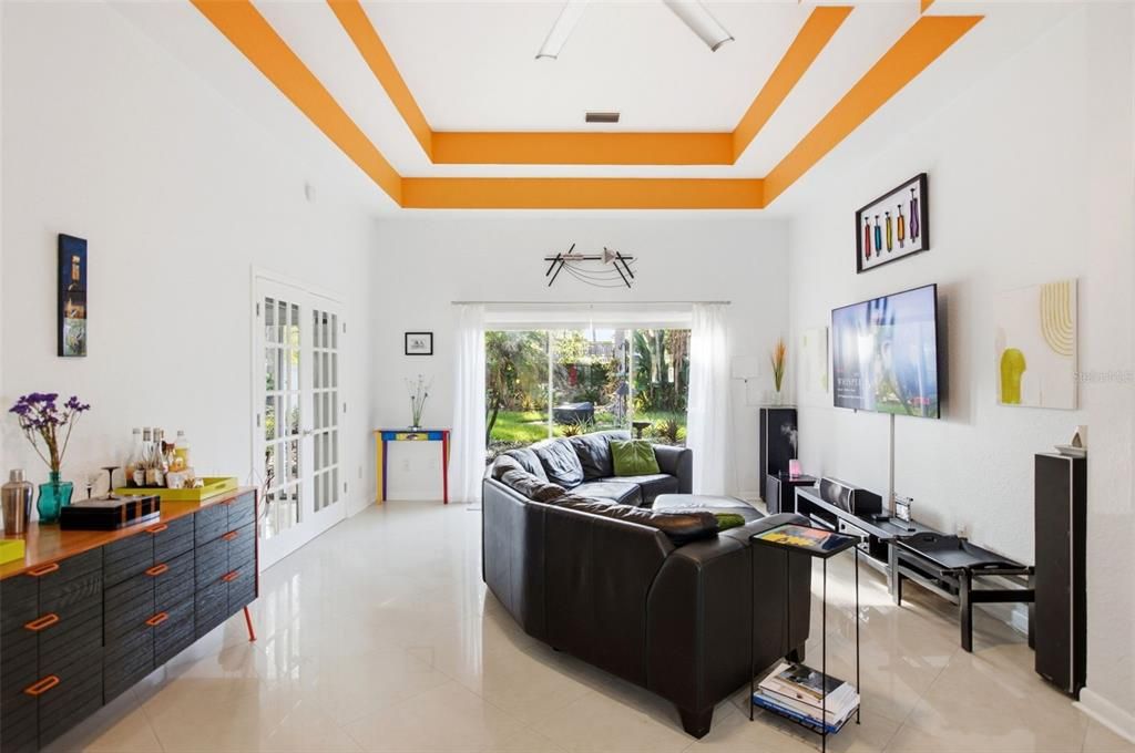 For Sale: $1,600,000 (6 beds, 4 baths, 3707 Square Feet)