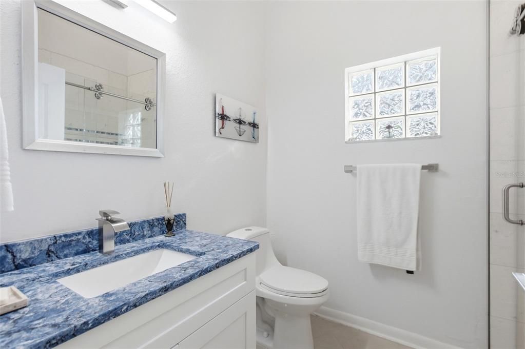 For Sale: $1,600,000 (6 beds, 4 baths, 3707 Square Feet)