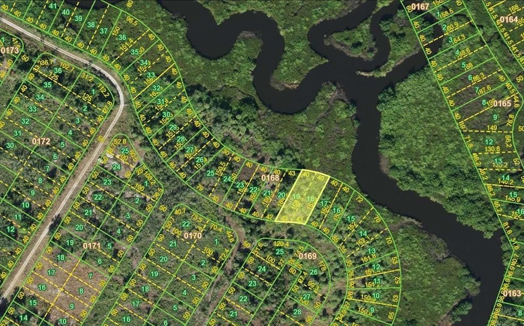 For Sale: $28,000 (0.28 acres)