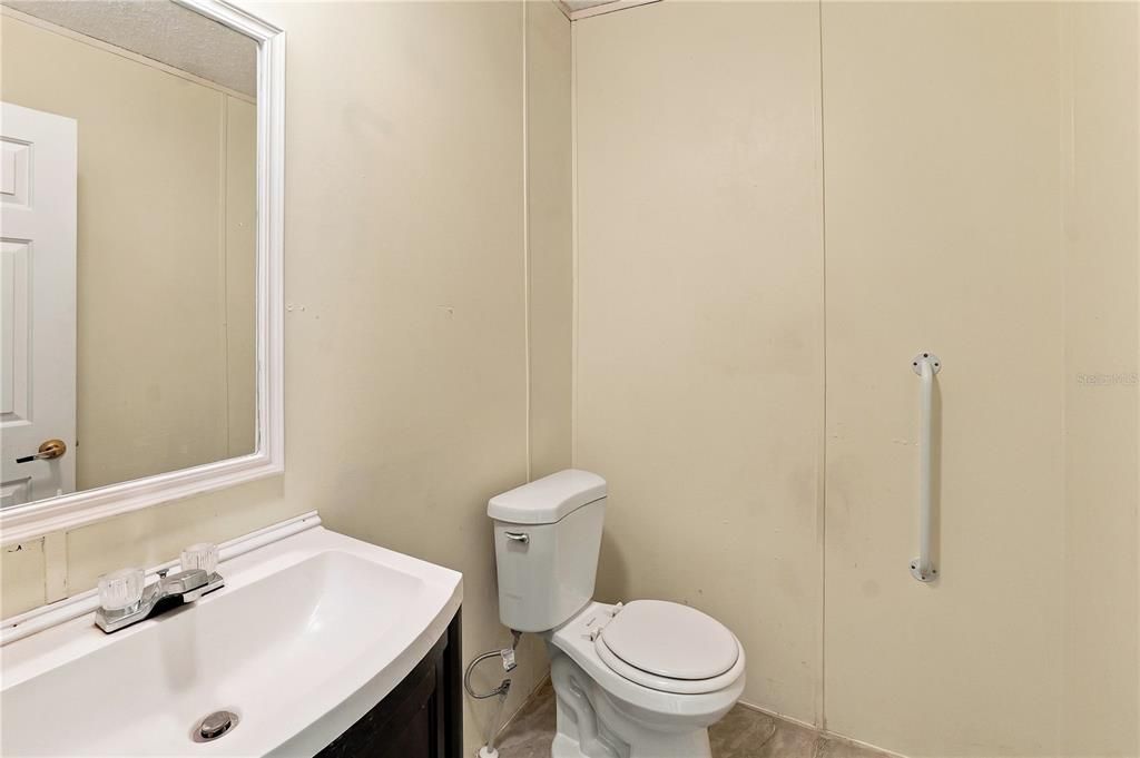 For Sale: $369,900 (4 beds, 2 baths, 2280 Square Feet)