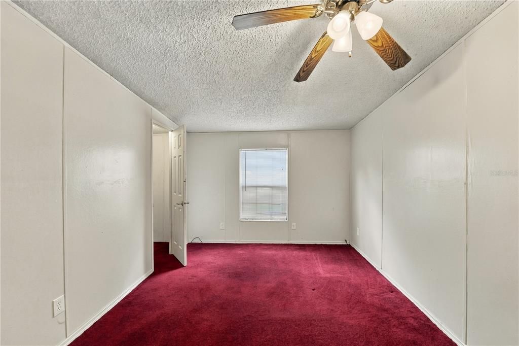 For Sale: $369,900 (4 beds, 2 baths, 2280 Square Feet)