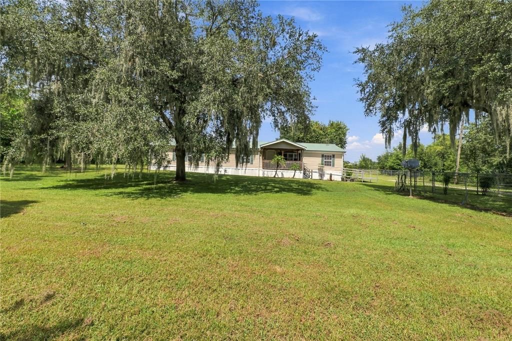 For Sale: $369,900 (4 beds, 2 baths, 2280 Square Feet)