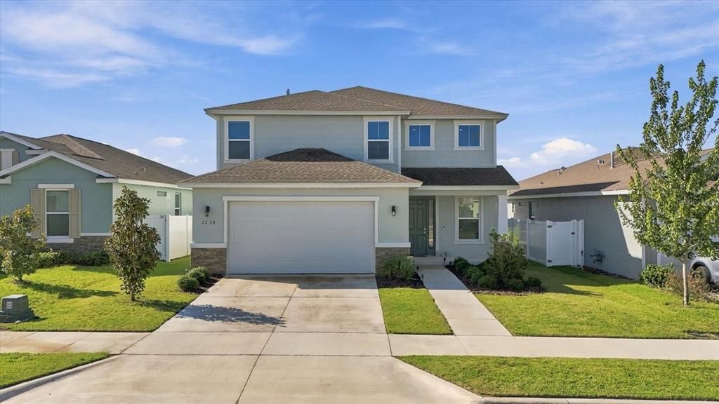 For Sale: $385,000 (4 beds, 2 baths, 2337 Square Feet)
