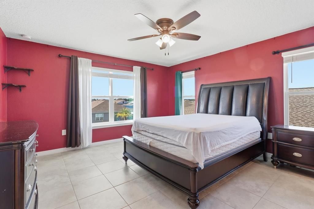 For Sale: $385,000 (4 beds, 2 baths, 2337 Square Feet)