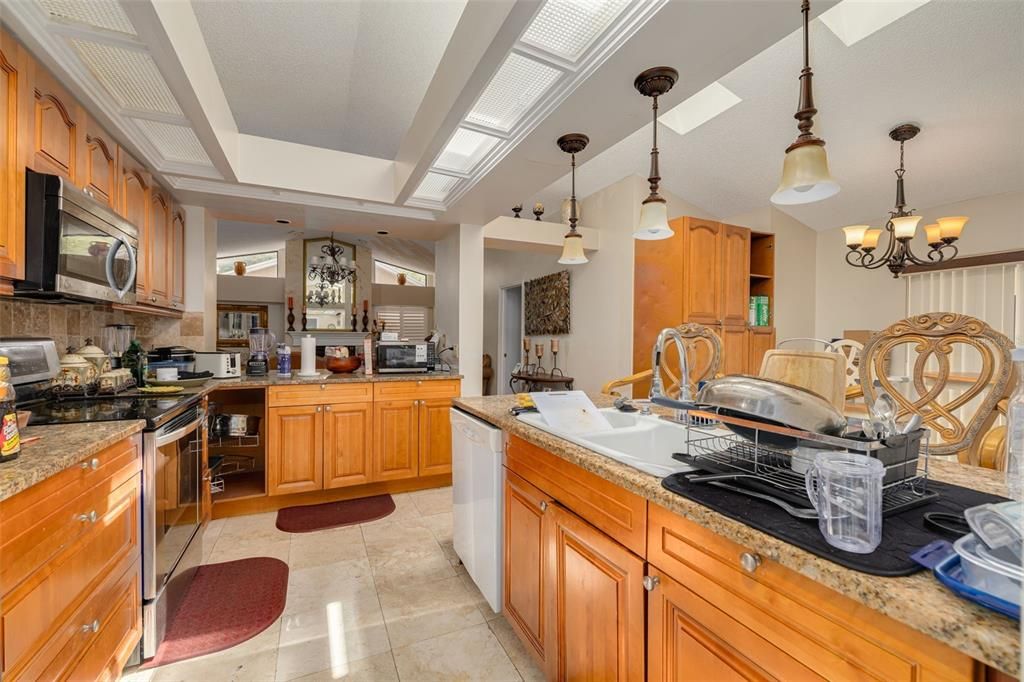 : $500,000 (4 beds, 2 baths, 2470 Square Feet)