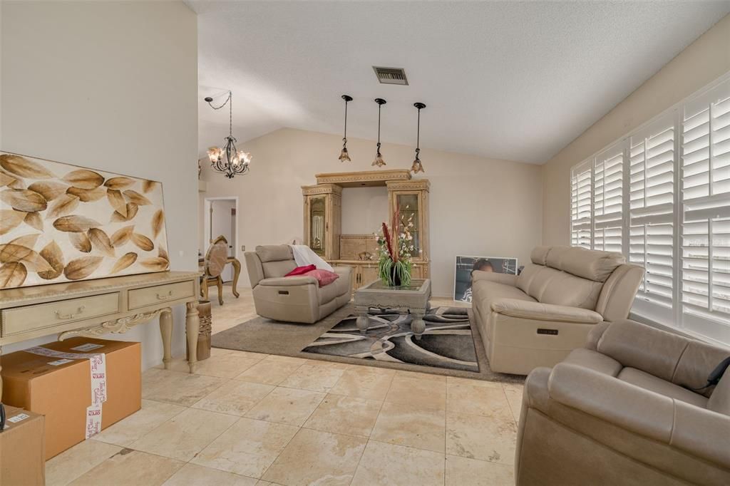 : $500,000 (4 beds, 2 baths, 2470 Square Feet)