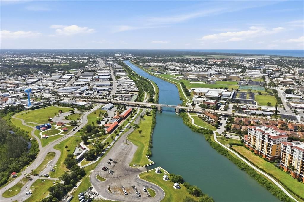 На продажу: $1,275,000 (3 спален, 2 ванн, 2487 Квадратных фут)