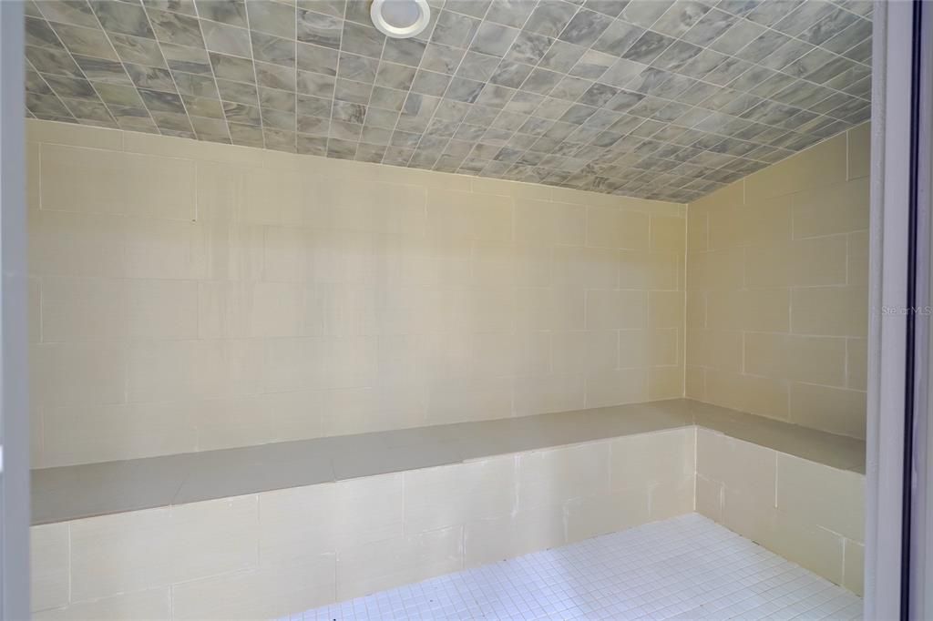 En Venta: $299,900 (3 camas, 3 baños, 1992 Pies cuadrados)