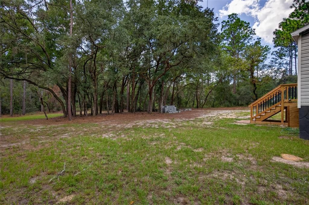 Active With Contract: $199,900 (3 beds, 2 baths, 1152 Square Feet)