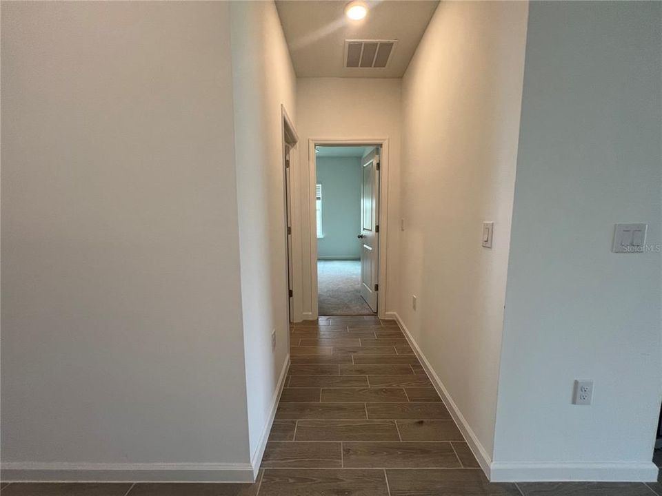 For Rent: $2,095 (4 beds, 3 baths, 2039 Square Feet)