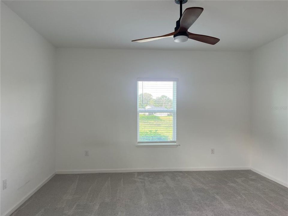 For Rent: $2,095 (4 beds, 3 baths, 2039 Square Feet)