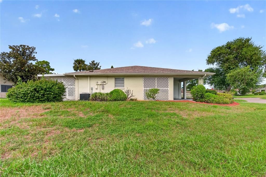 For Sale: $130,000 (2 beds, 2 baths, 1149 Square Feet)