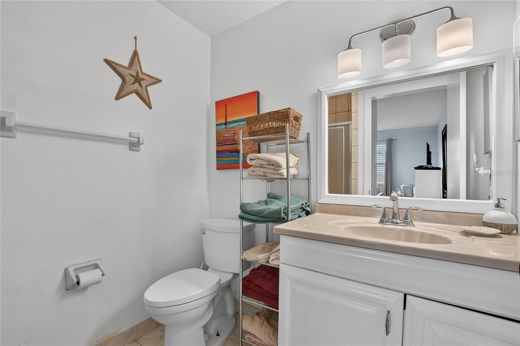 For Sale: $130,000 (2 beds, 2 baths, 1149 Square Feet)