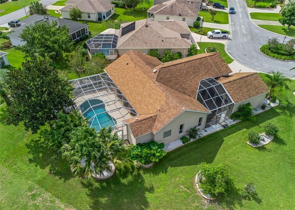 For Sale: $749,000 (3 beds, 4 baths, 2317 Square Feet)