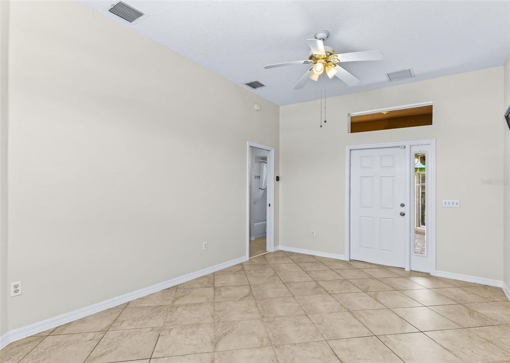 For Sale: $749,000 (3 beds, 4 baths, 2317 Square Feet)