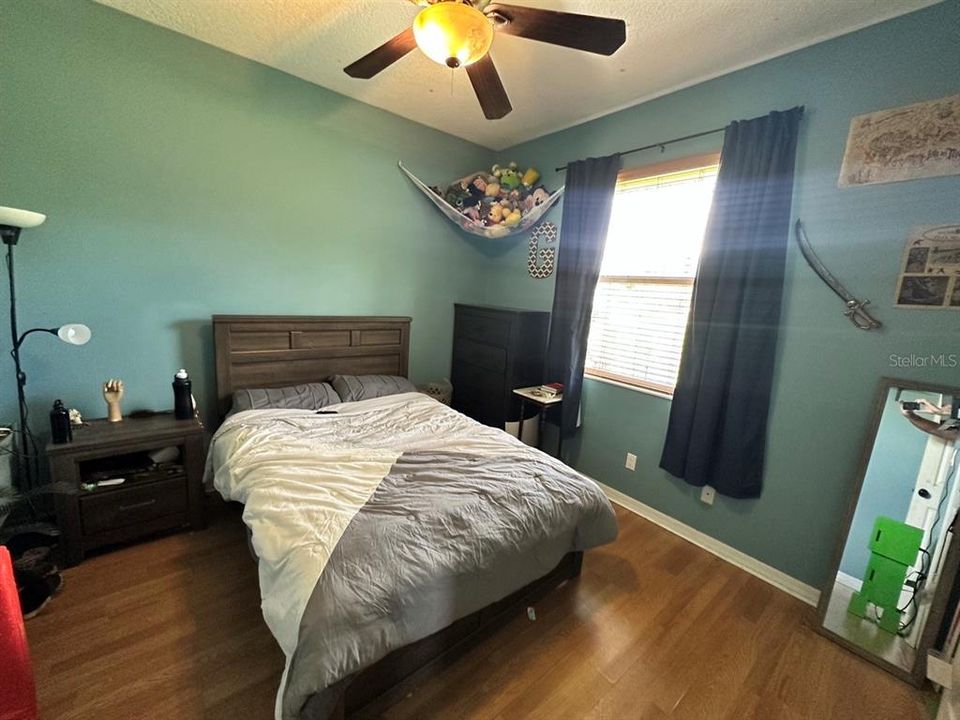 En Venta: $299,000 (3 camas, 2 baños, 1830 Pies cuadrados)