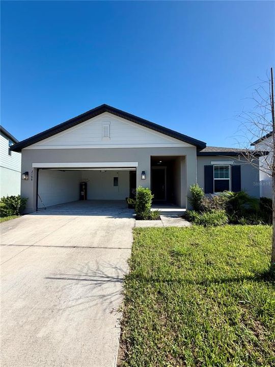 For Rent: $2,500 (3 beds, 2 baths, 2280 Square Feet)