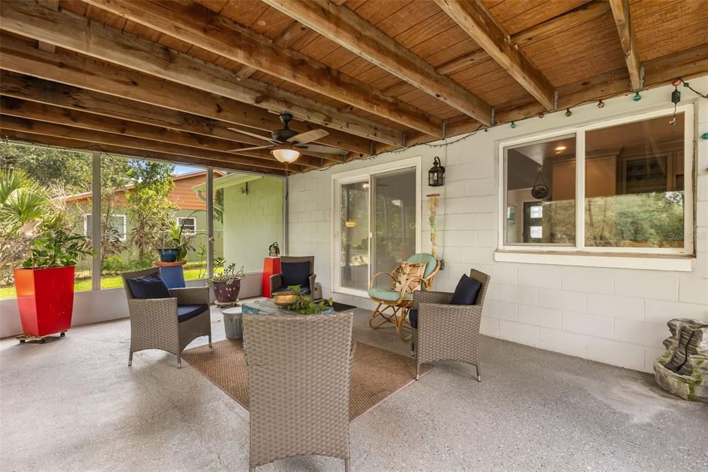En Venta: $420,000 (3 camas, 2 baños, 1589 Pies cuadrados)