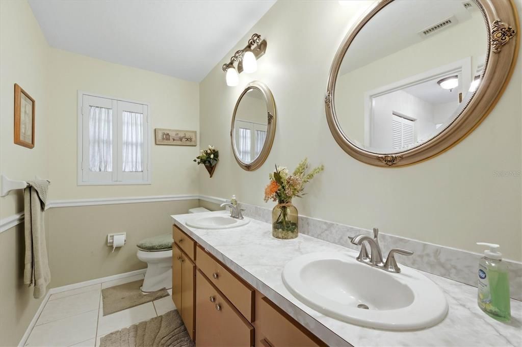 For Sale: $685,000 (3 beds, 2 baths, 2072 Square Feet)